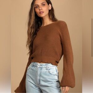 NWT Lulus Knit Twist Back Sweater